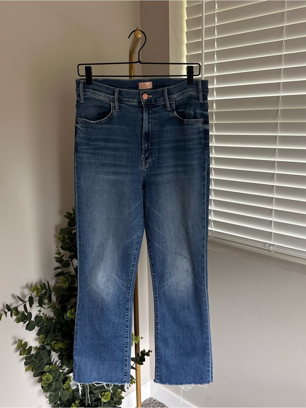 Mother The Hustler Ankle Fray